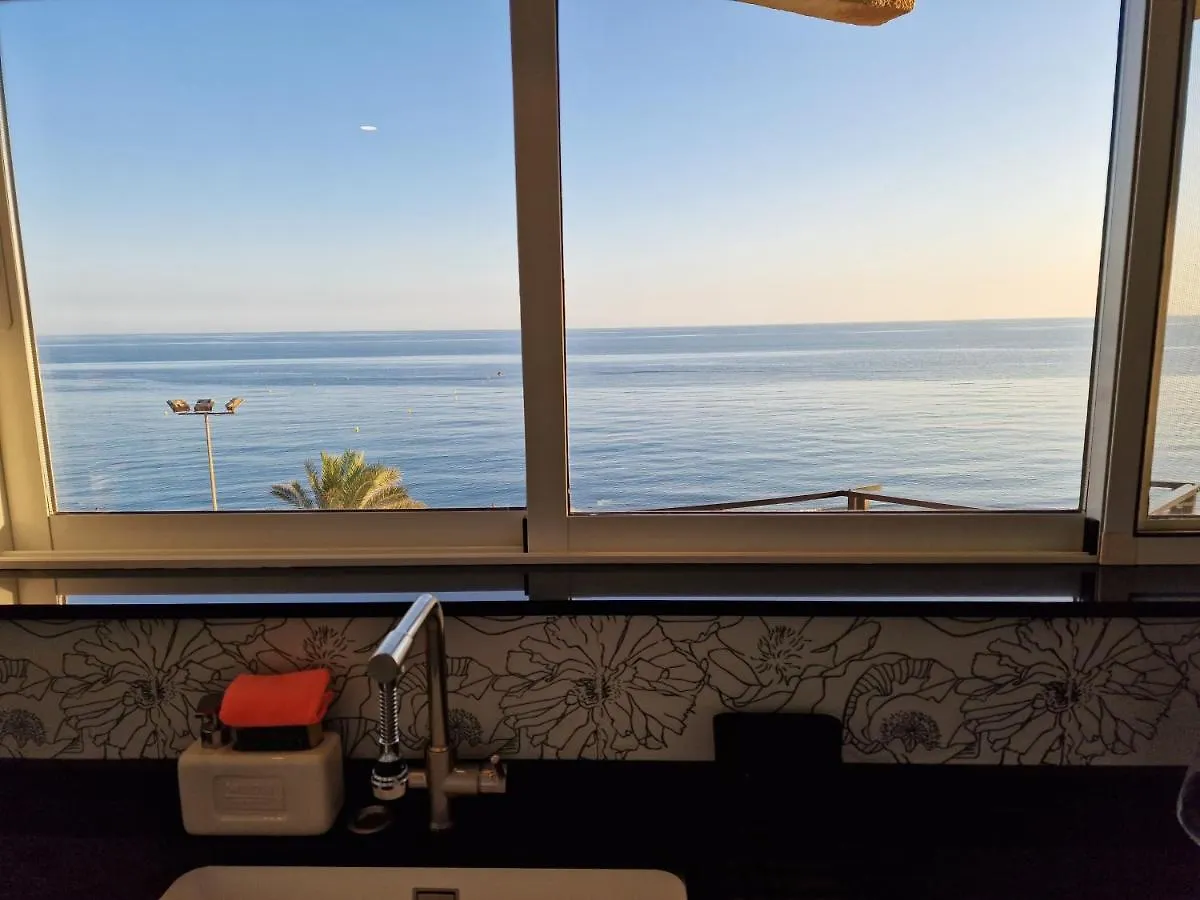 Apartment Primera Linea De Playa Con Vistas Al Mar Rincon de la Victoria Spain